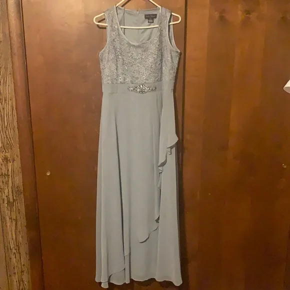 green emerald velvet dress Jessica Howard Women's Dresses Dress,Green,8 at Amazon Women's Clothing  store